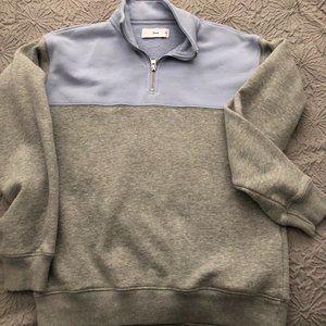 TNA XS Aritzia Colour Block Crew Neck - light gray and baby blue. 1/4 Zip